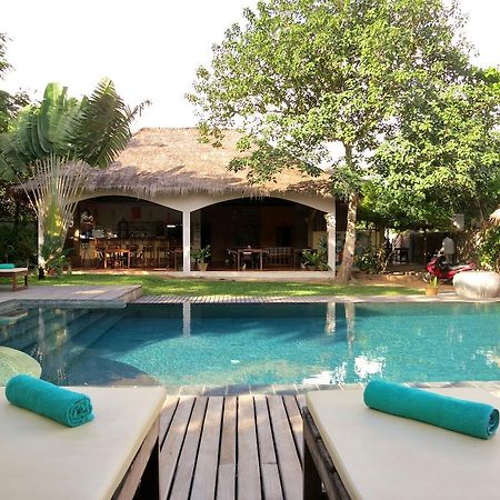 Botanica Hotel Kep Bagian luar foto