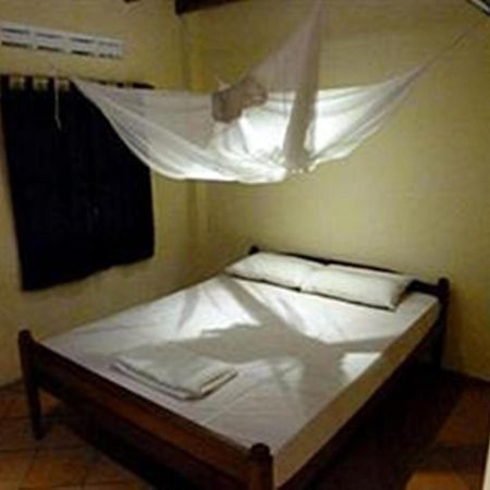 Botanica Hotel Kep Bagian luar foto