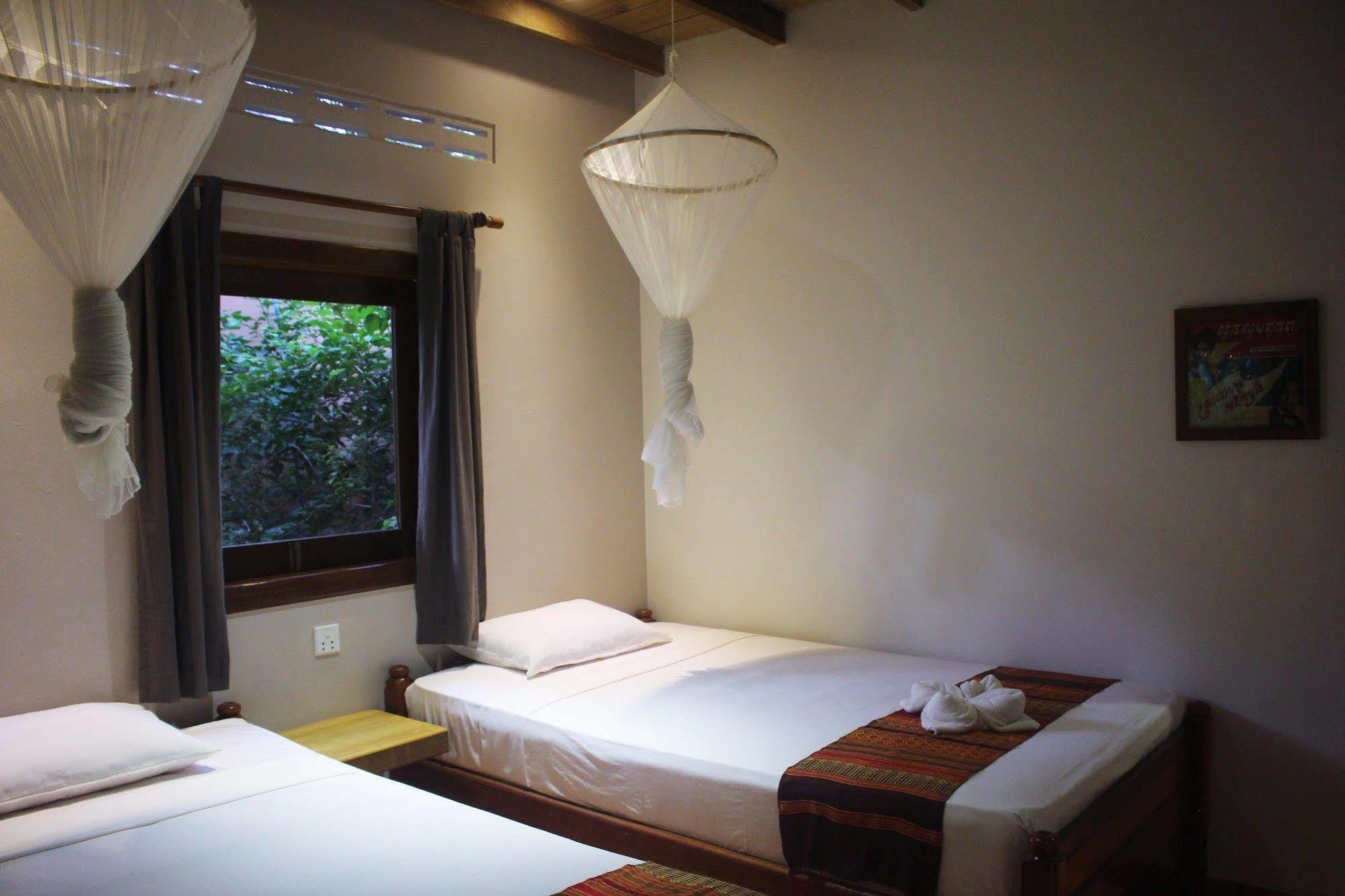 Botanica Hotel Kep Bagian luar foto