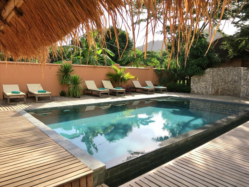Botanica Hotel Kep Bagian luar foto