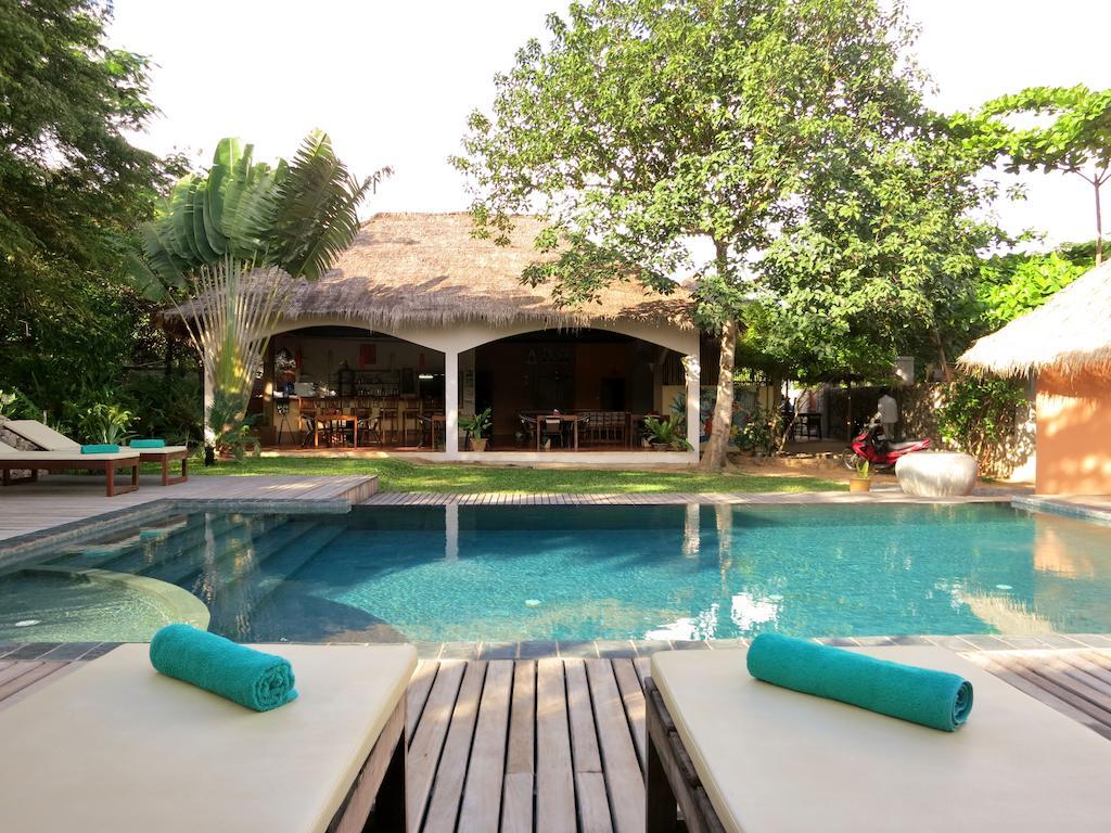 Botanica Hotel Kep Bagian luar foto